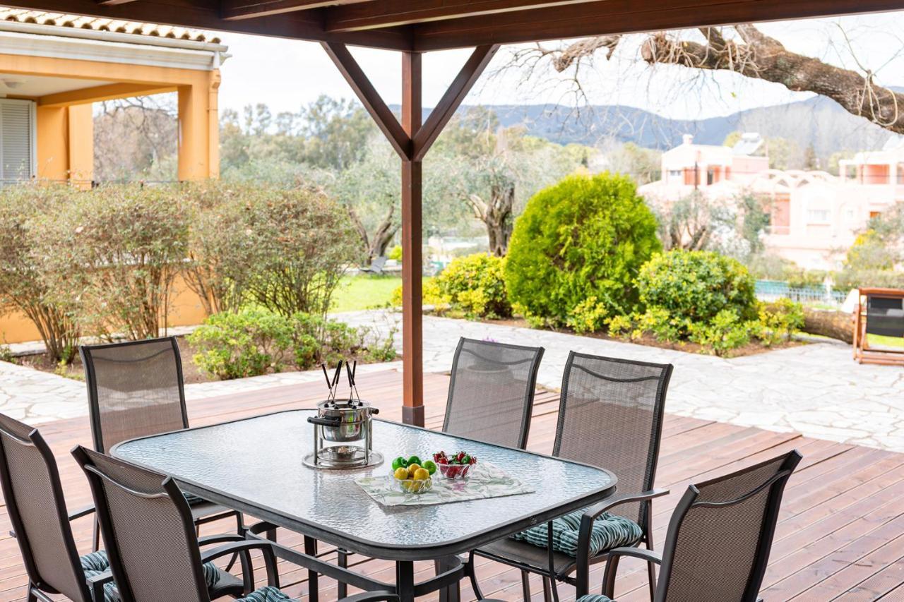Spyrelia Villa With Private Pool & Outdoor Hot Tub Dassia  Extérieur photo